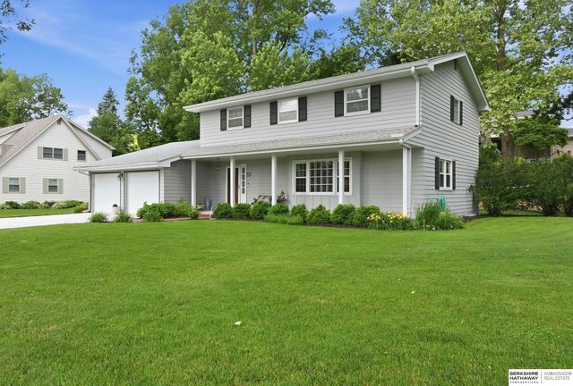 604 Meadow Road, Omaha, NE 68154