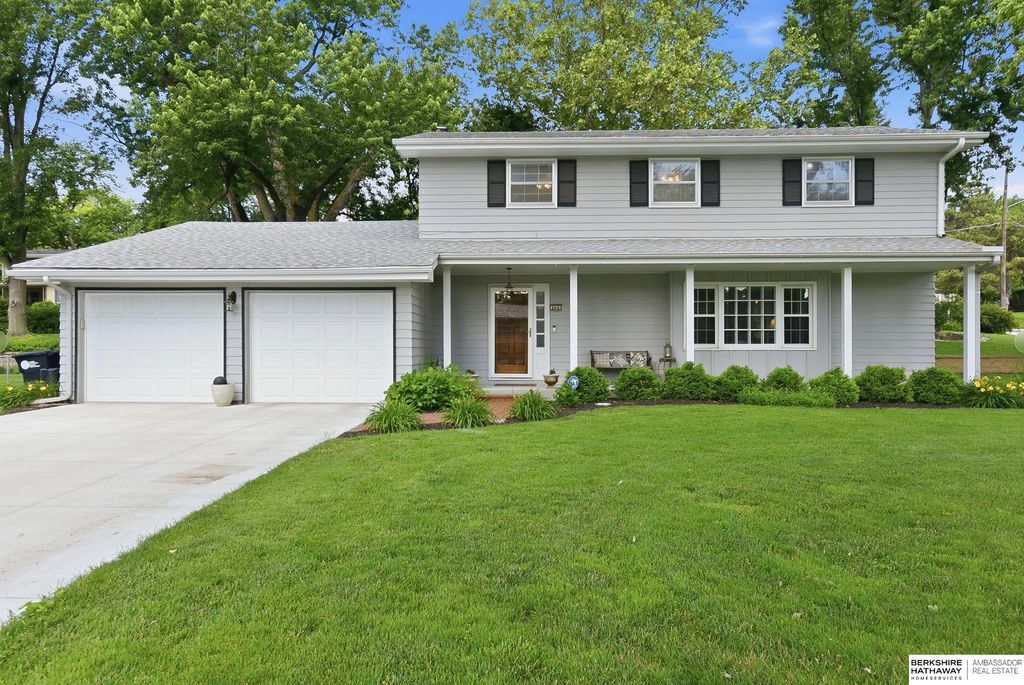 604 Meadow Road, Omaha, NE 68154