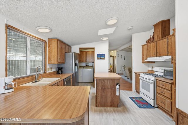 450 W Sunwest Drive 131, Casa Grande, AZ 85122