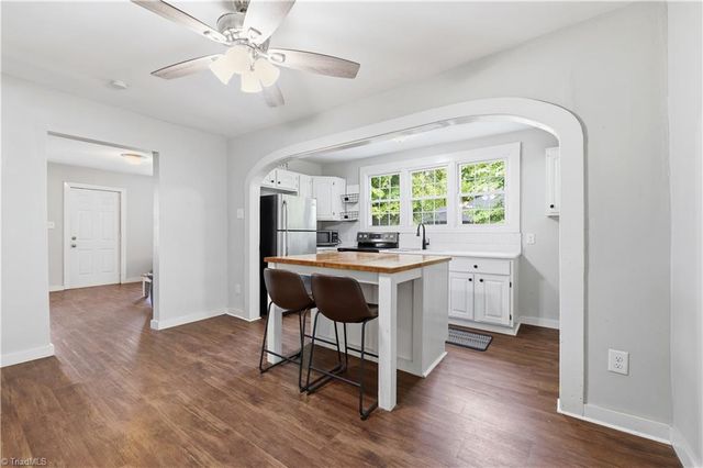 725 Osborne Street, Eden, NC 27288