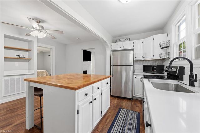 725 Osborne Street, Eden, NC 27288