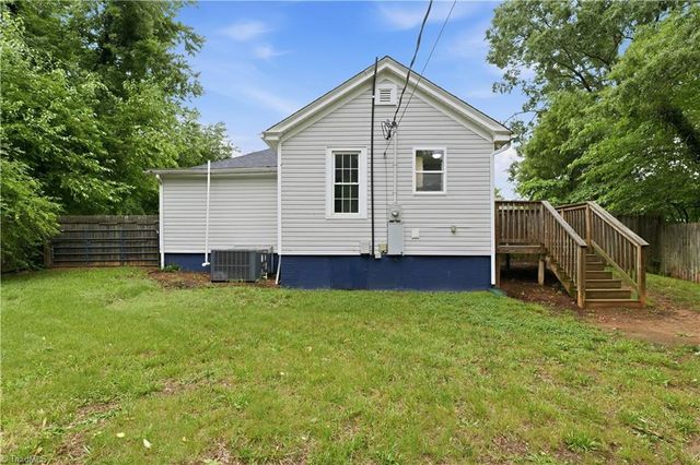 725 Osborne Street, Eden, NC 27288