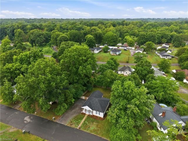 725 Osborne Street, Eden, NC 27288