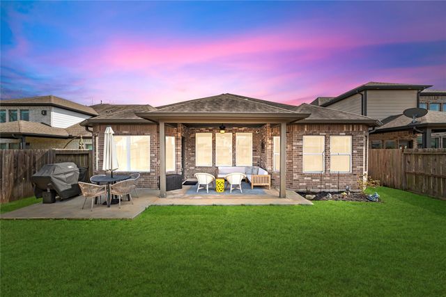 9019 Stanley Oak Drive, Missouri City, TX 77459