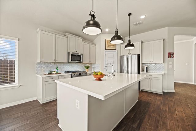 9019 Stanley Oak Drive, Missouri City, TX 77459