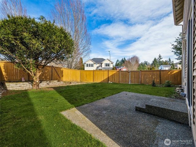 23712 SE 243rd Place, Maple Valley, WA 98038