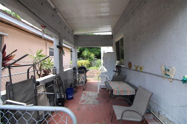 7010 NW 6th Avenue, Miami, FL 33150