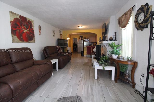 7010 NW 6th Avenue, Miami, FL 33150