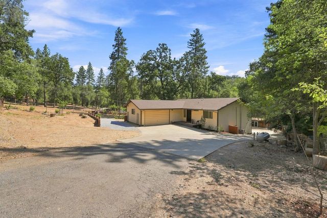 2777 Stone Ln, Placerville, CA 95667