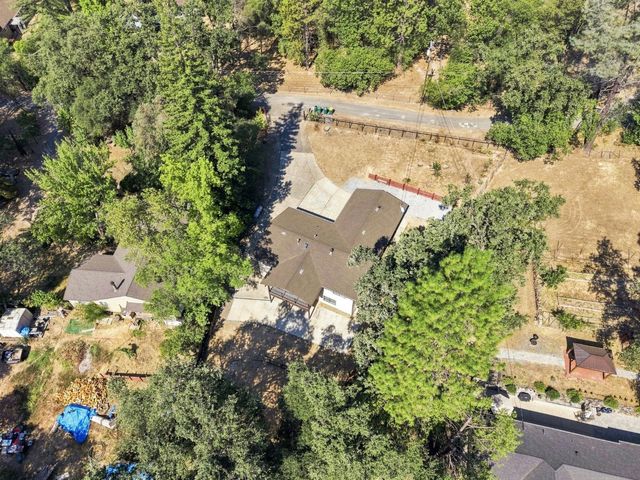 2777 Stone Ln, Placerville, CA 95667
