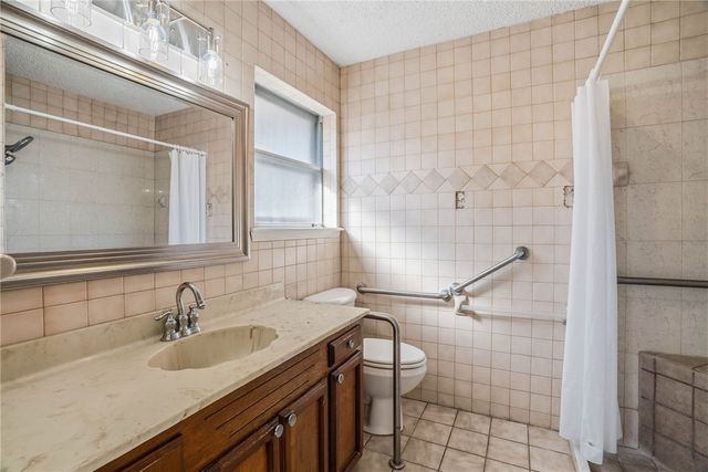 6317 Sault Dr, Corpus Christi, TX 78414