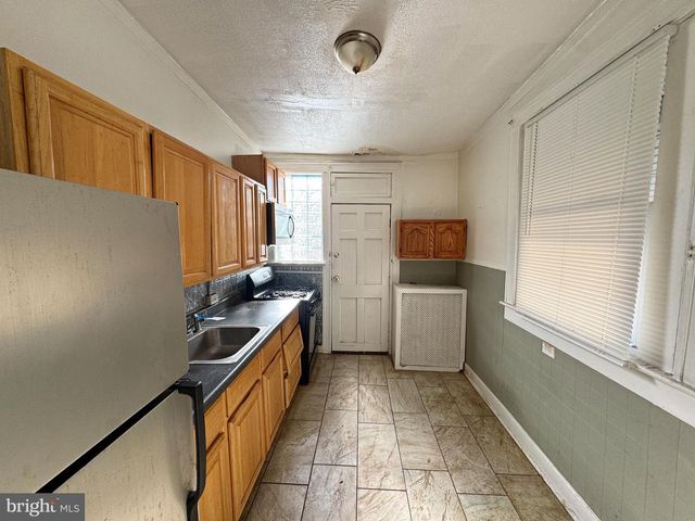 3131 CHESTERFIELD AVE, Baltimore, MD 21213