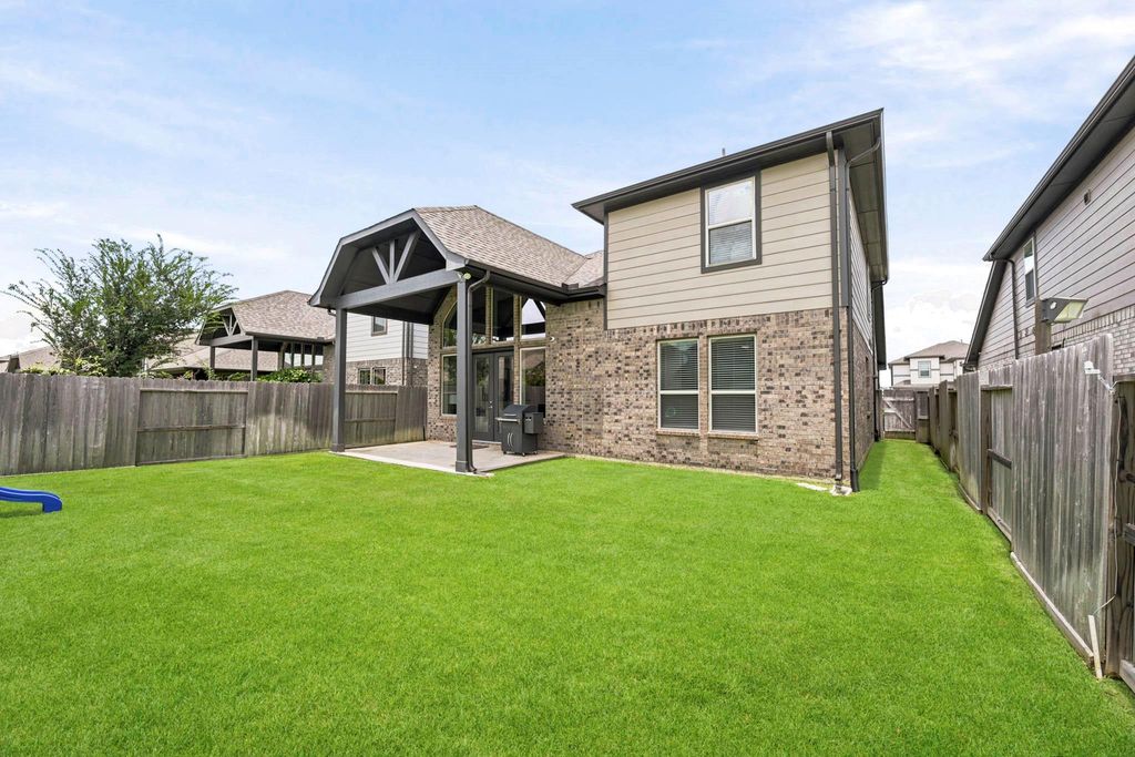 Image 39 of property listing at 8726 Timber Knoll Drive, Missouri City, TX 77459