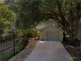 1648 Ponderosa Drive, New Braunfels, TX 78132
