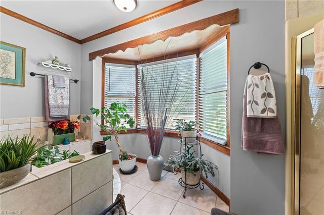 5754 Stanleyville Drive, Winston-salem, NC 27105