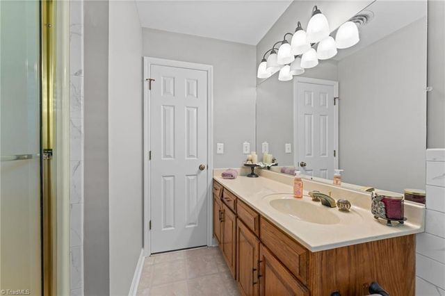 5754 Stanleyville Drive, Winston-salem, NC 27105