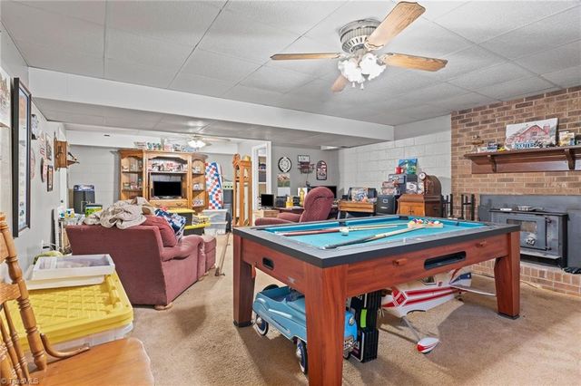 5754 Stanleyville Drive, Winston-salem, NC 27105