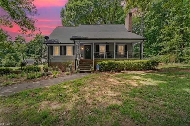 5754 Stanleyville Drive, Winston-salem, NC 27105