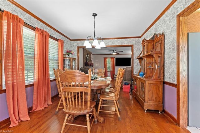 5754 Stanleyville Drive, Winston-salem, NC 27105