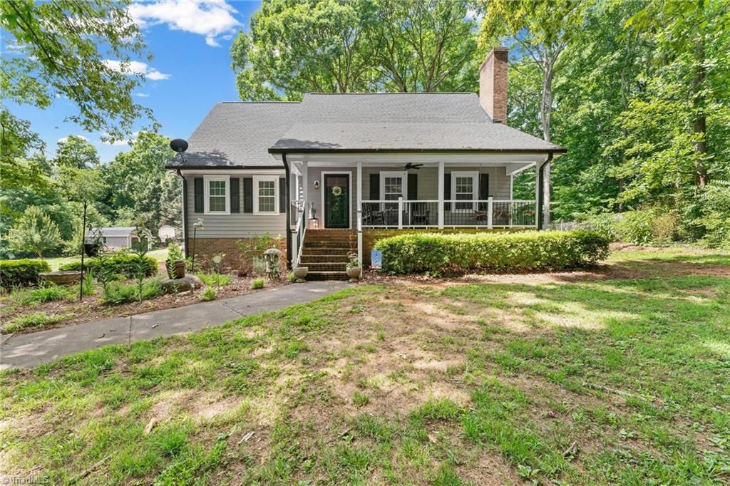 5754 Stanleyville Drive, Winston-salem, NC 27105