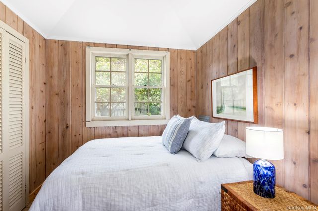 146 Doctors Walk, Cherry Grove, NY 11782