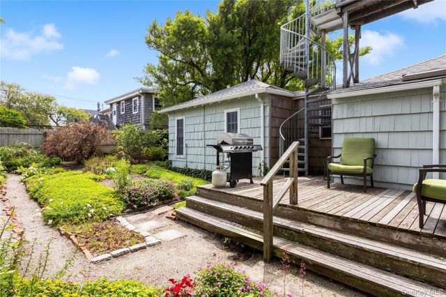 146 Doctors Walk, Cherry Grove, NY 11782