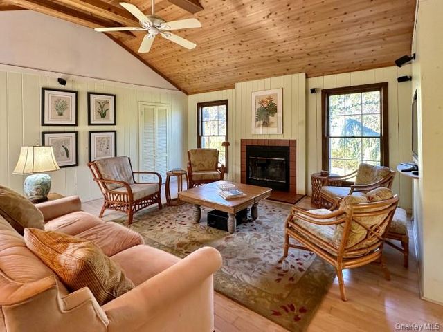 146 Doctors Walk, Cherry Grove, NY 11782