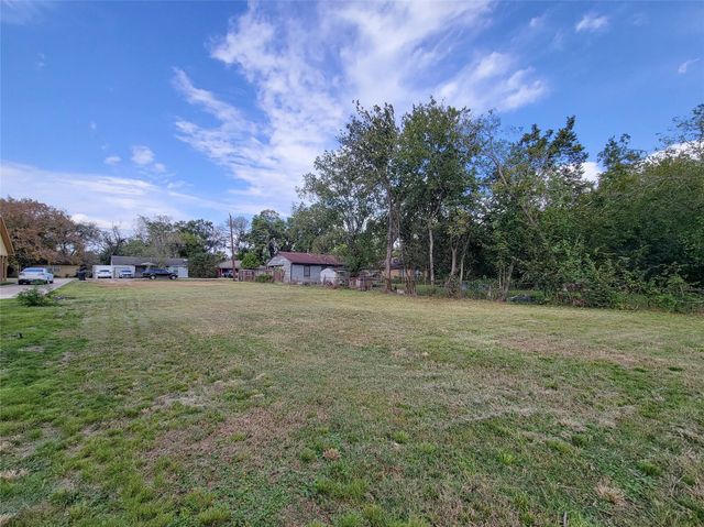 5320 Carmen Street, Houston, TX 77033