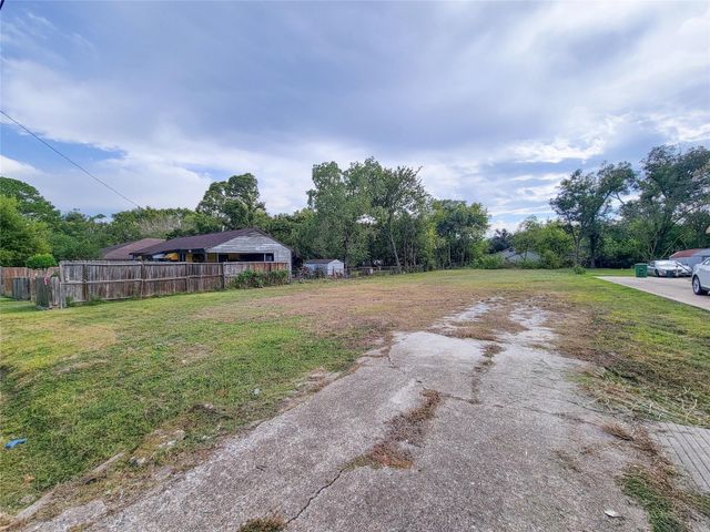 5320 Carmen Street, Houston, TX 77033