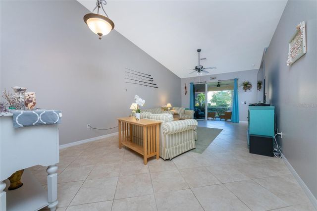 319 MONACO DRIVE 8, Punta Gorda, FL 33950