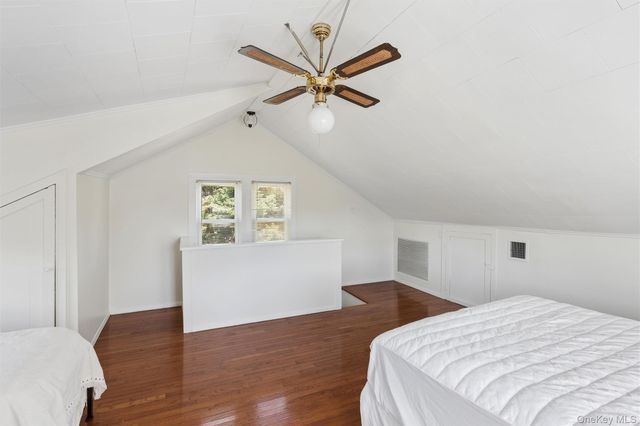 9 7th Street, Jamesport, NY 11947