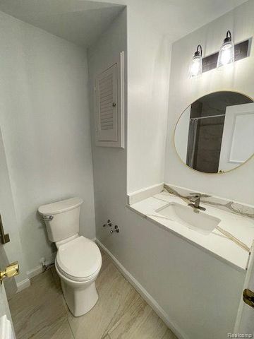 17423 Moors, Fraser, MI 48026