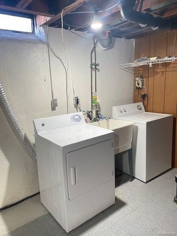 17423 Moors, Fraser, MI 48026