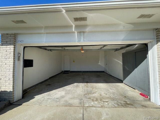 17423 Moors, Fraser, MI 48026