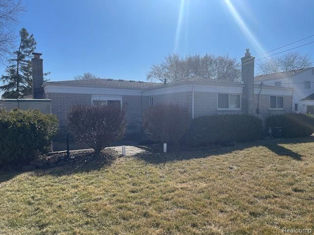 17423 Moors, Fraser, MI 48026