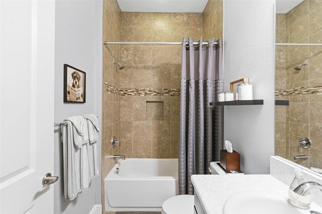 11012 CHARMWOOD DRIVE, Riverview, FL 33569