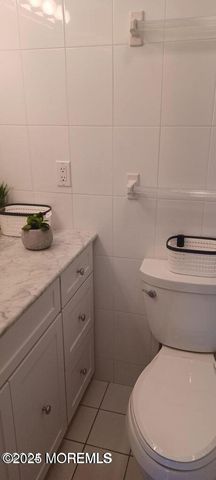 9 Sandpiper Lane, Sea Bright, NJ 07760