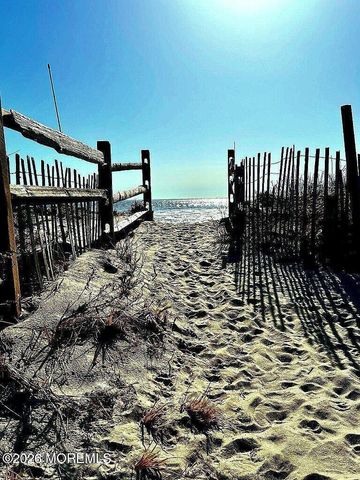 9 Sandpiper Lane, Sea Bright, NJ 07760