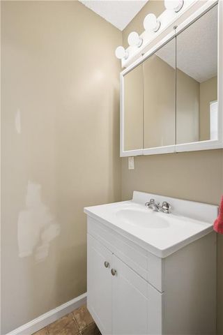 2824 Berry Lane, Independence, MO 64057