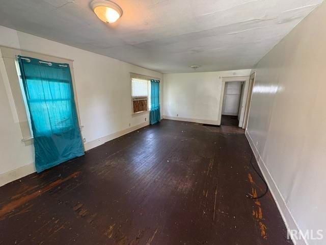 2006 S Walnut Street, Muncie, IN 47302
