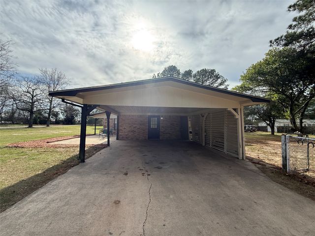 254 County Road 3225, Mt Pleasant, TX 75455