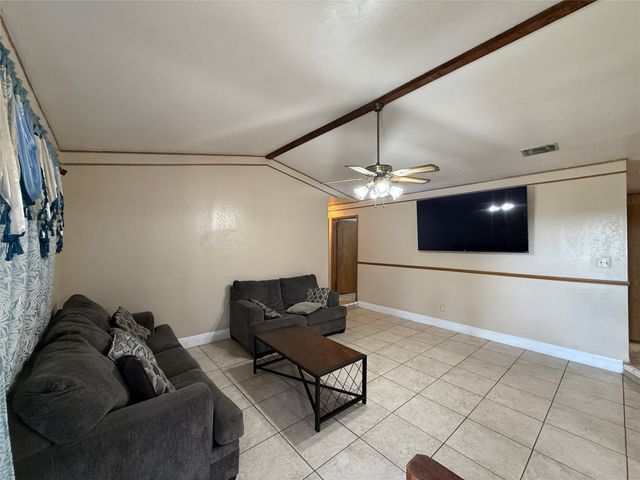 254 County Road 3225, Mt Pleasant, TX 75455