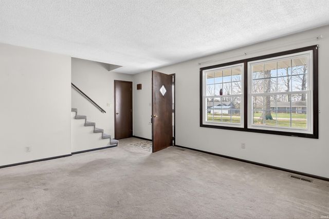 4918 Wheatridge Road, Fort Wayne, IN 46835