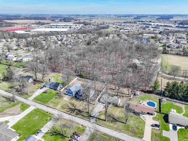 4918 Wheatridge Road, Fort Wayne, IN 46835