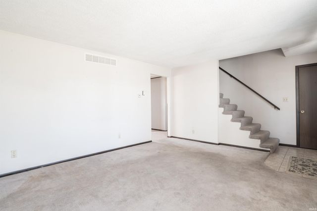 4918 Wheatridge Road, Fort Wayne, IN 46835