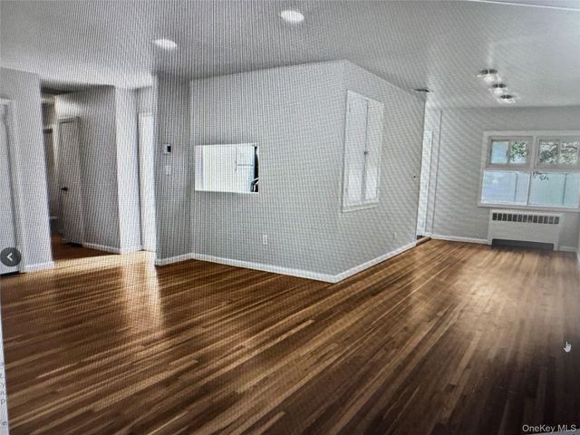 571 Richmond Road, East Meadow, NY 11554