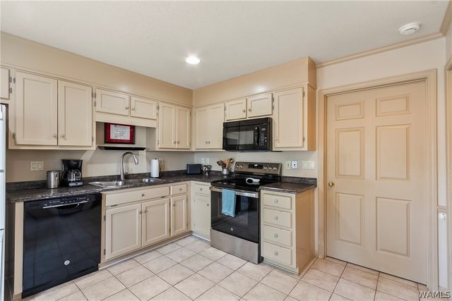 709 Ashland, Tuscaloosa, AL 35406