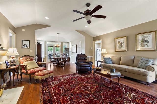 709 Ashland, Tuscaloosa, AL 35406