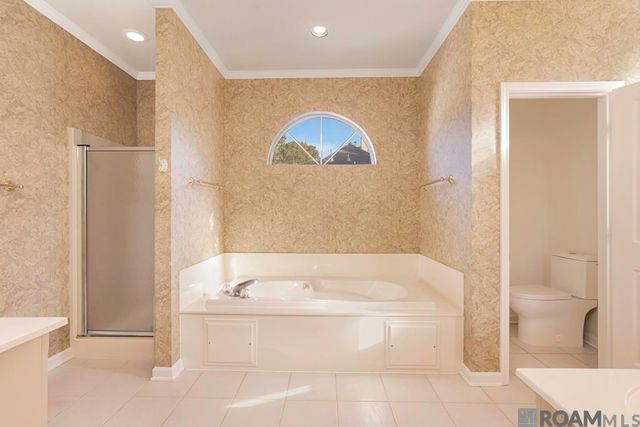 3162 Riverway Dr, Baton Rouge, LA 70820