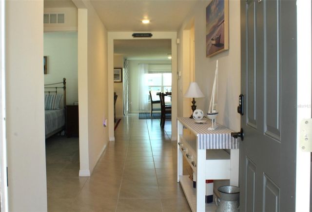 810 WILL SCARLETT AVENUE, Ruskin, FL 33570